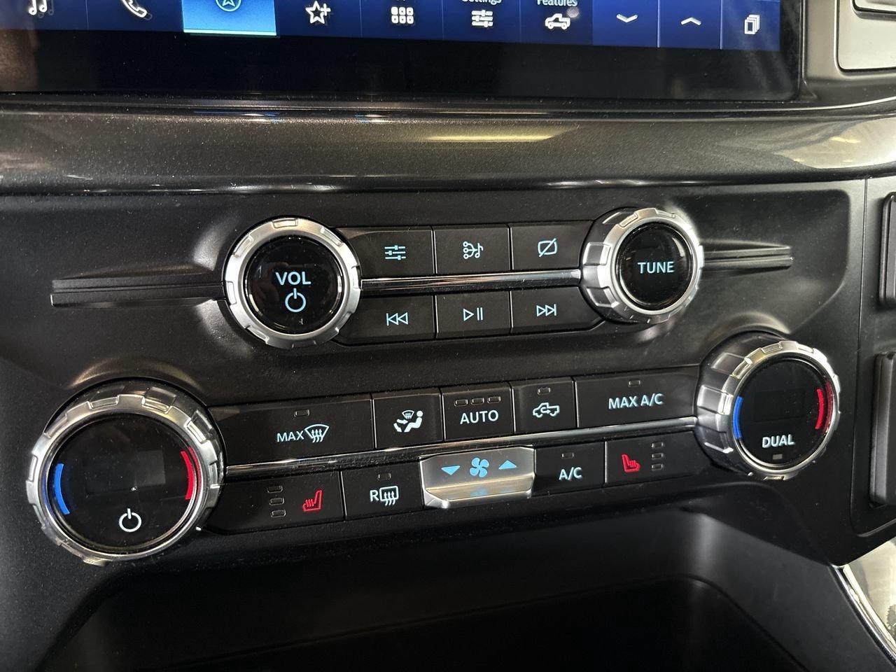 2021 Ford F-150 XLT Photo