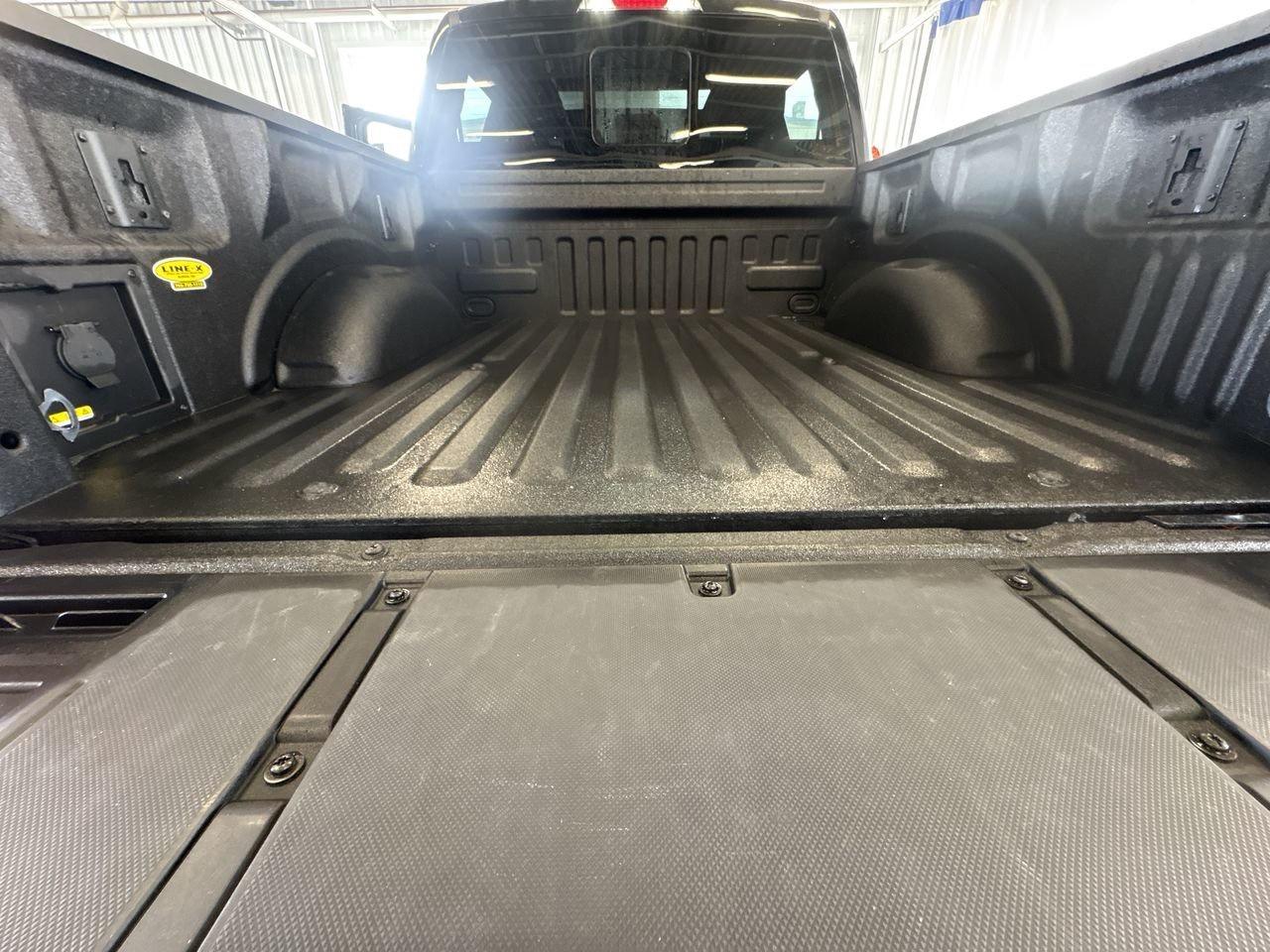 2021 Ford F-150 XLT Photo