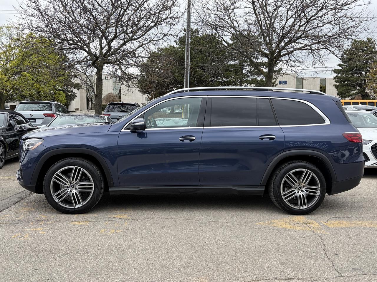 2026 Mercedes-Benz GLS450 GLS 450,DRIVERS ASSISTANCE PACKAGE,BURMESTER,360 Photo