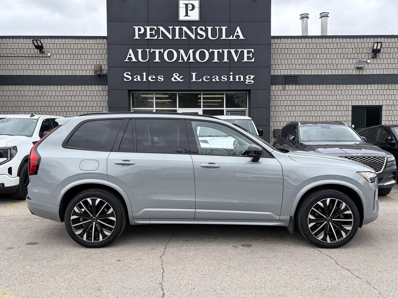2026 Volvo XC90 DARK PLUS THEME, CARPLAY,PANOROOF, 360 CAM , NAVI Photo