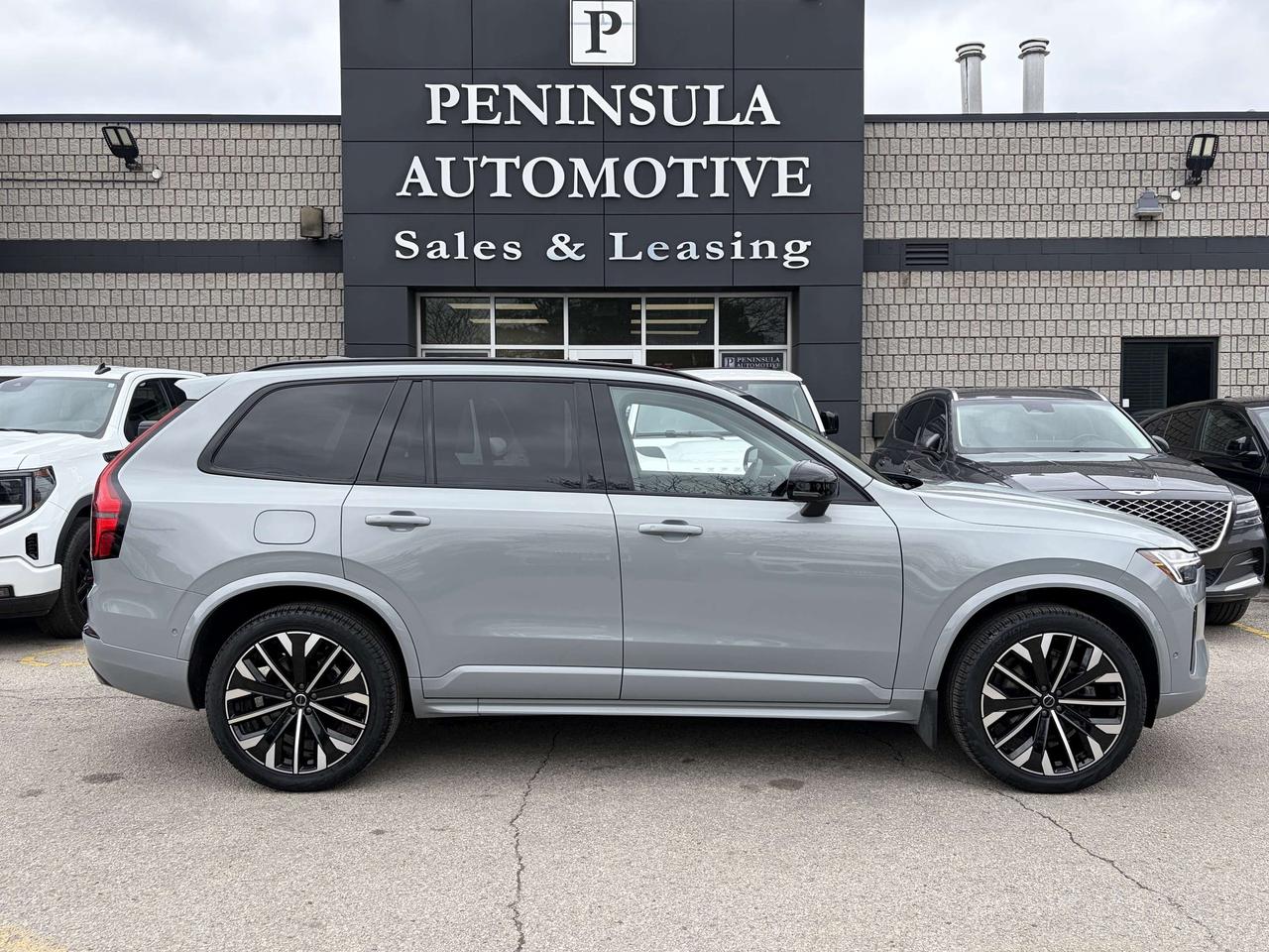 2026 Volvo XC90 DARK PLUS THEME, CARPLAY,PANOROOF, 360 CAM , NAVI Photo2