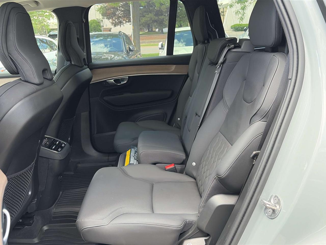 2026 Volvo XC90 DARK PLUS THEME, CARPLAY,PANOROOF, 360 CAM , NAVI Photo
