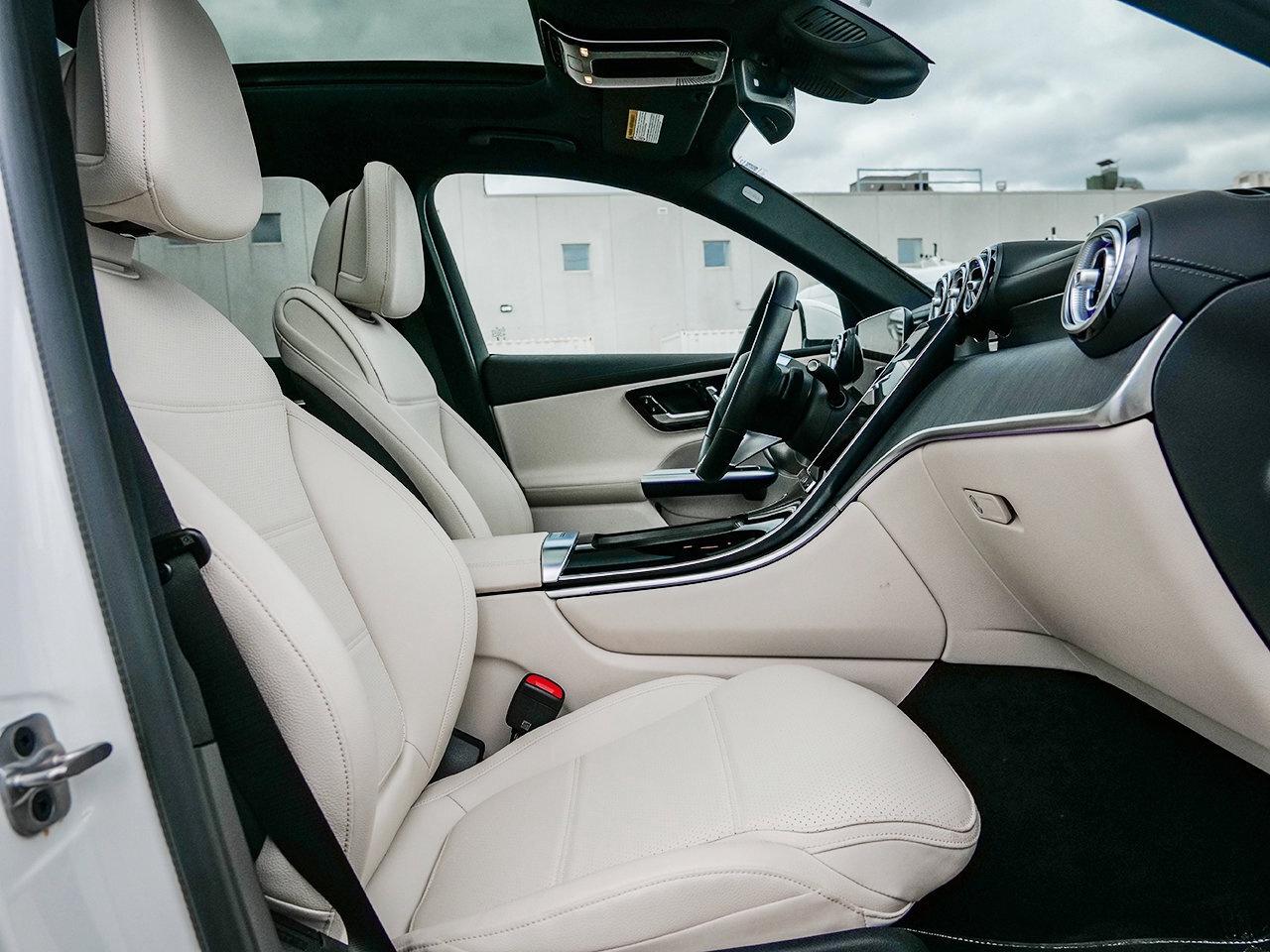 2023 Mercedes-Benz GLC GLC 300   Premium Package   Premium Plus Package Photo