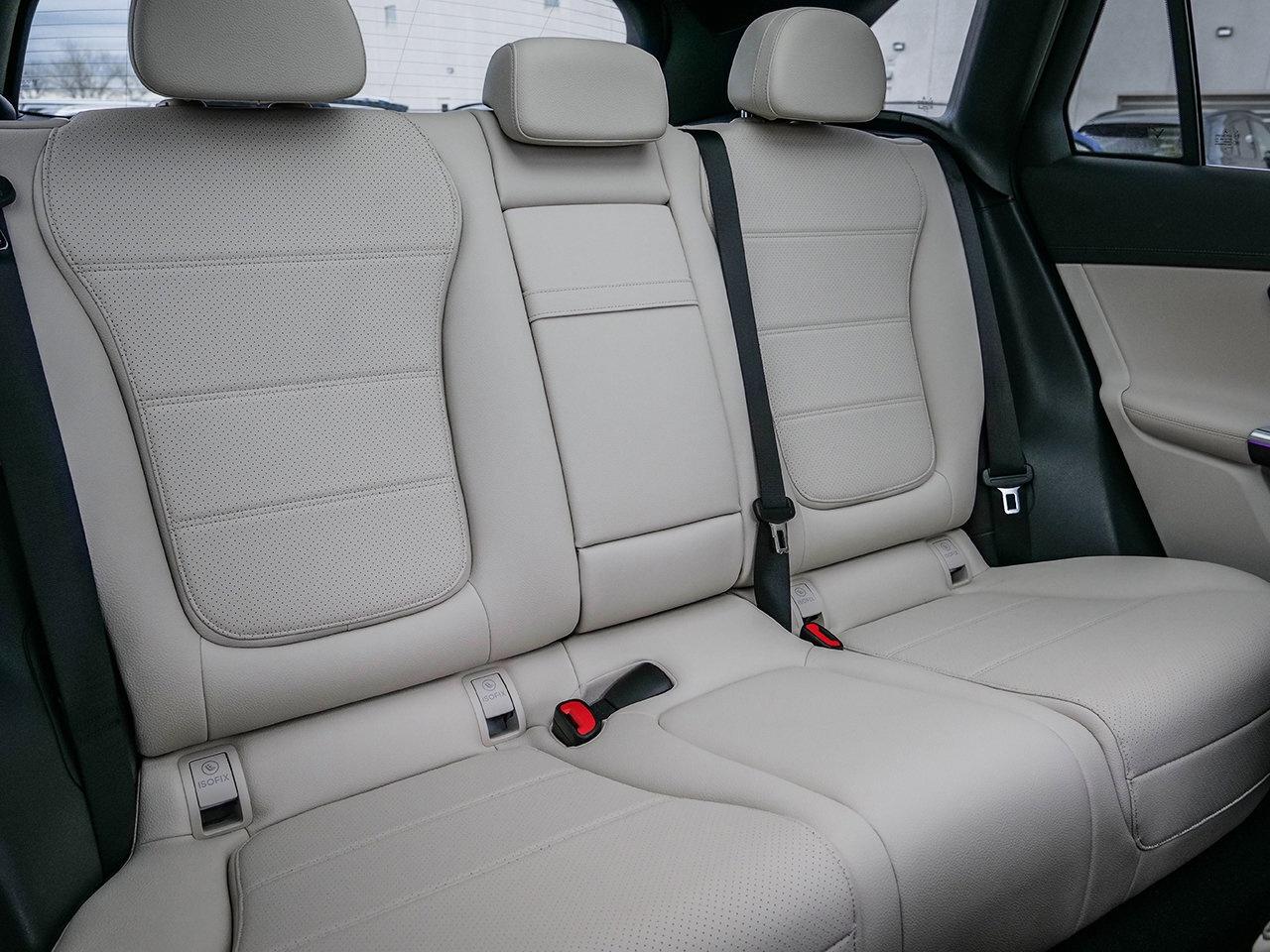 2023 Mercedes-Benz GLC GLC 300   Premium Package   Premium Plus Package Photo