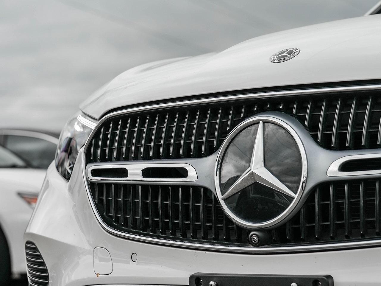 2023 Mercedes-Benz GLC GLC 300   Premium Package   Premium Plus Package Photo