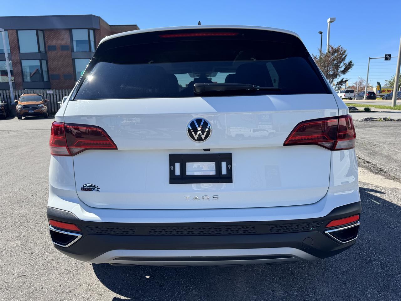 2024 Volkswagen Taos Comfortline Photo