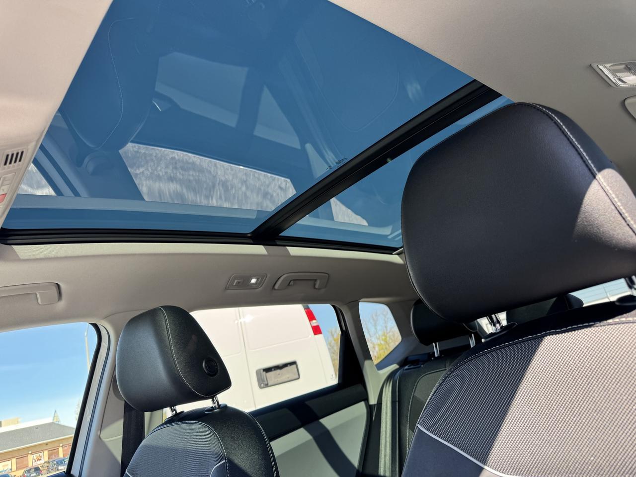 2024 Volkswagen Taos Comfortline Photo