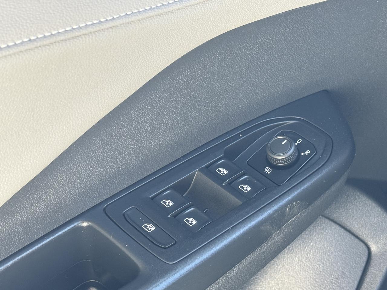 2024 Volkswagen Taos Comfortline Photo