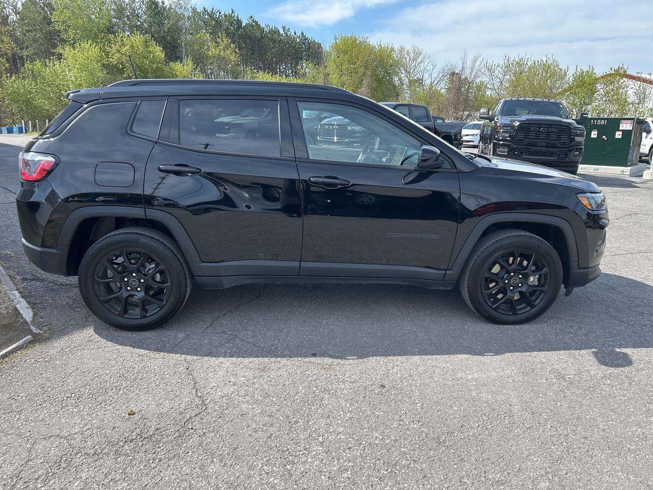2025 Jeep Compass Altitude Photo