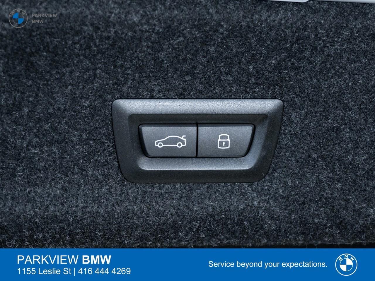 2024 BMW 330 i xDrive 4dr All-Wheel Drive Sedan Photo