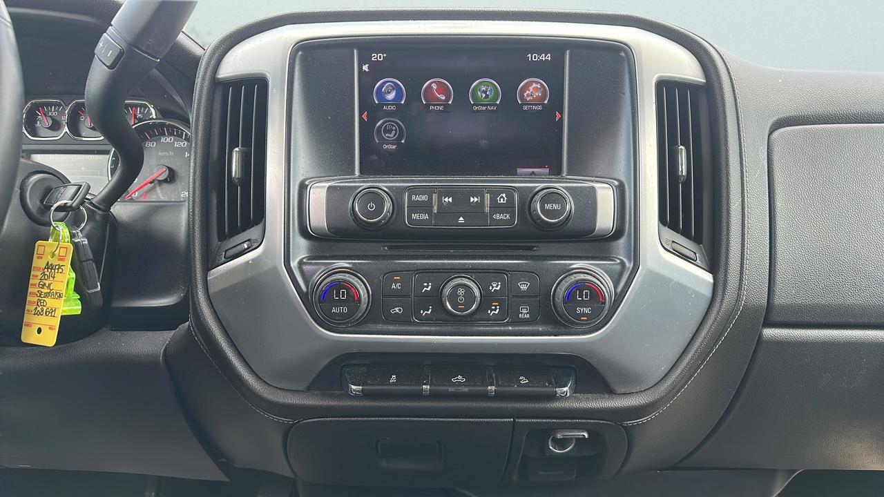2014 GMC Sierra 1500 4WD DOUBLE CAB STANDARD BOX SLE Photo