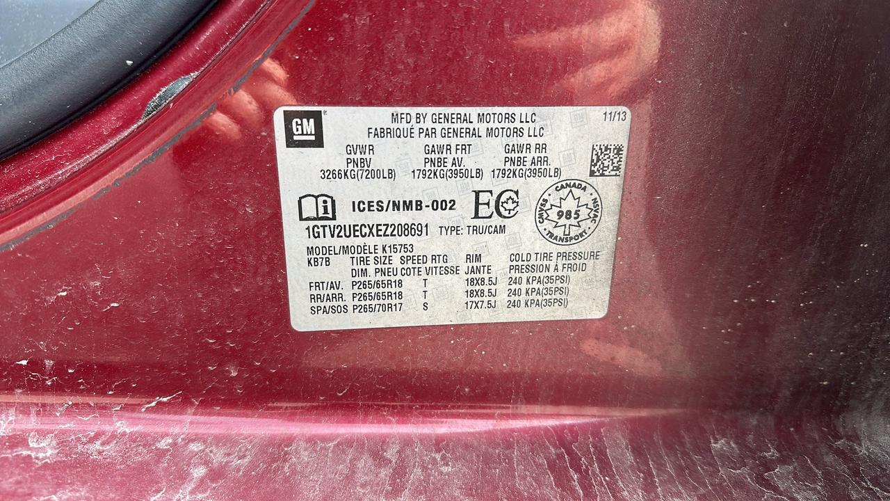 2014 GMC Sierra 1500 4WD DOUBLE CAB STANDARD BOX SLE Photo