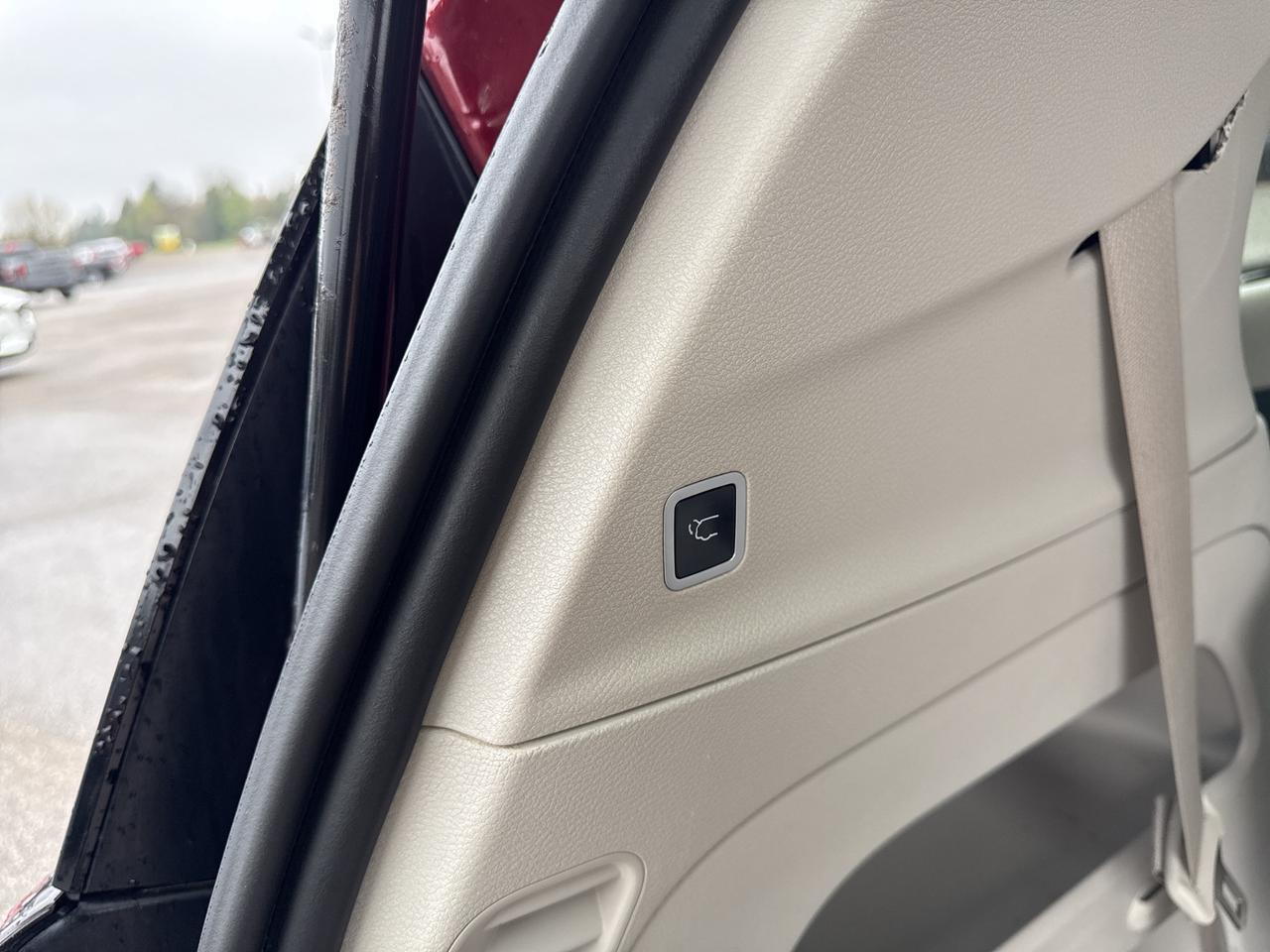2018 Chrysler Pacifica Touring-L Photo