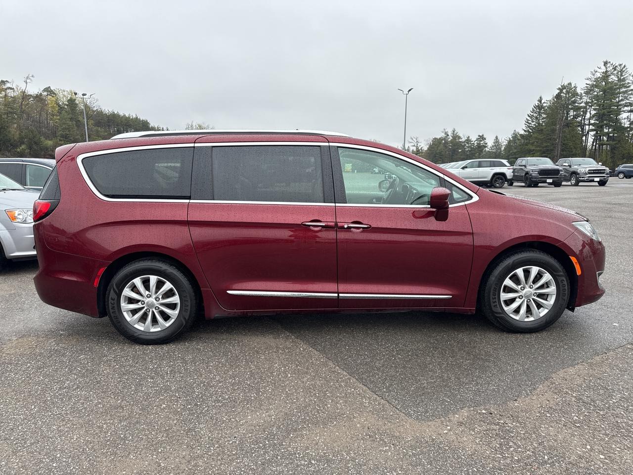 2018 Chrysler Pacifica Touring-L Photo