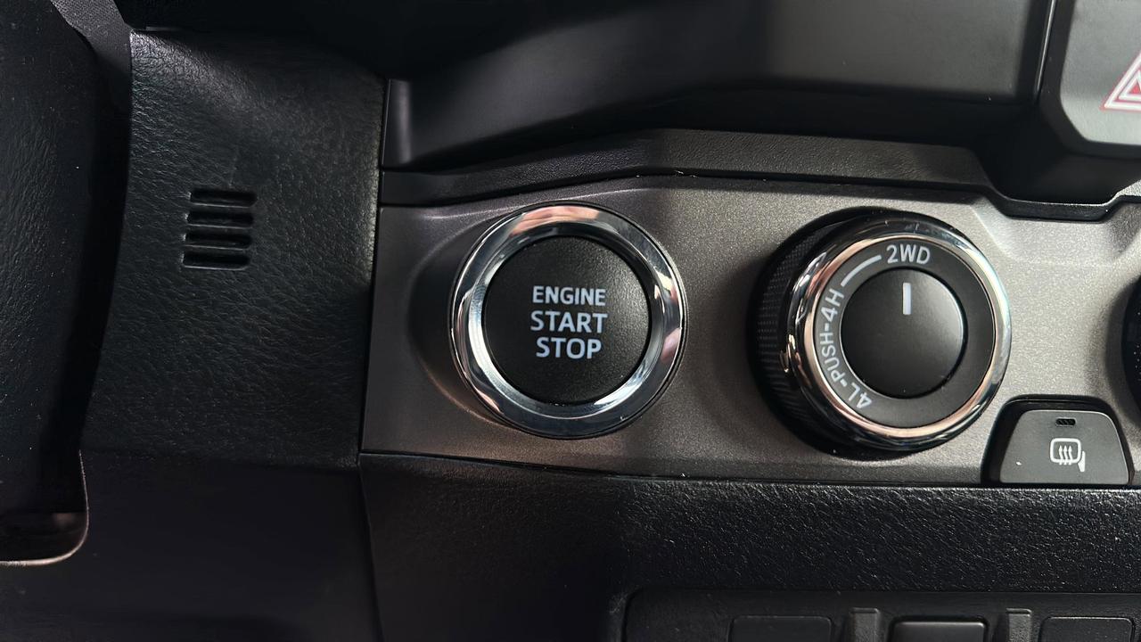 2021 Toyota Tacoma V6 Photo