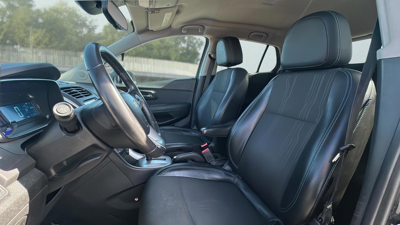 2015 Chevrolet Trax AWD 4dr LT w-2LT Photo