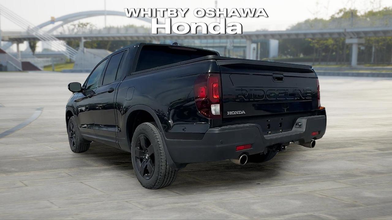 2025 Honda Ridgeline Black Edition AWD Photo4