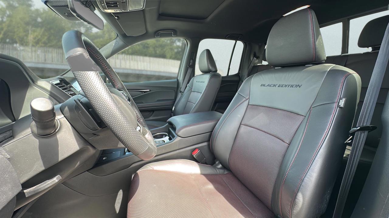 2025 Honda Ridgeline Black Edition AWD Photo