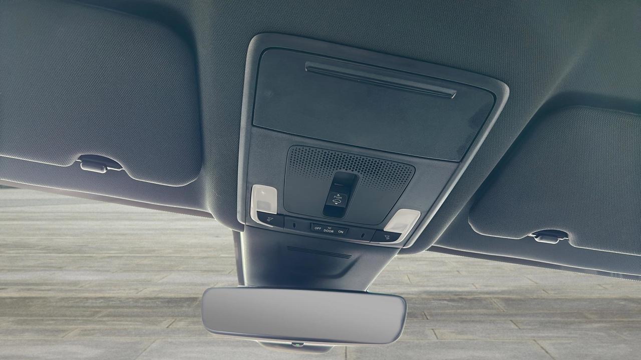 2024 Honda CR-V Hybrid Touring AWD Photo