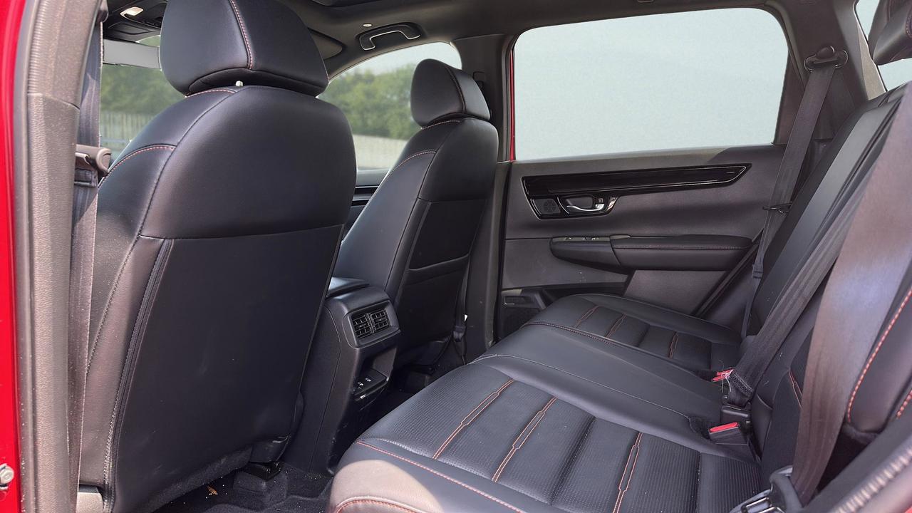 2023 Honda CR-V Hybrid Touring AWD Photo