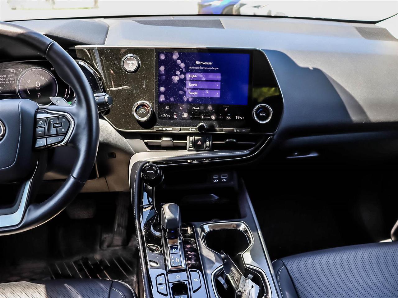 2024 Lexus NX 350h Premium Pkg Sunroof Apple Carplay Photo