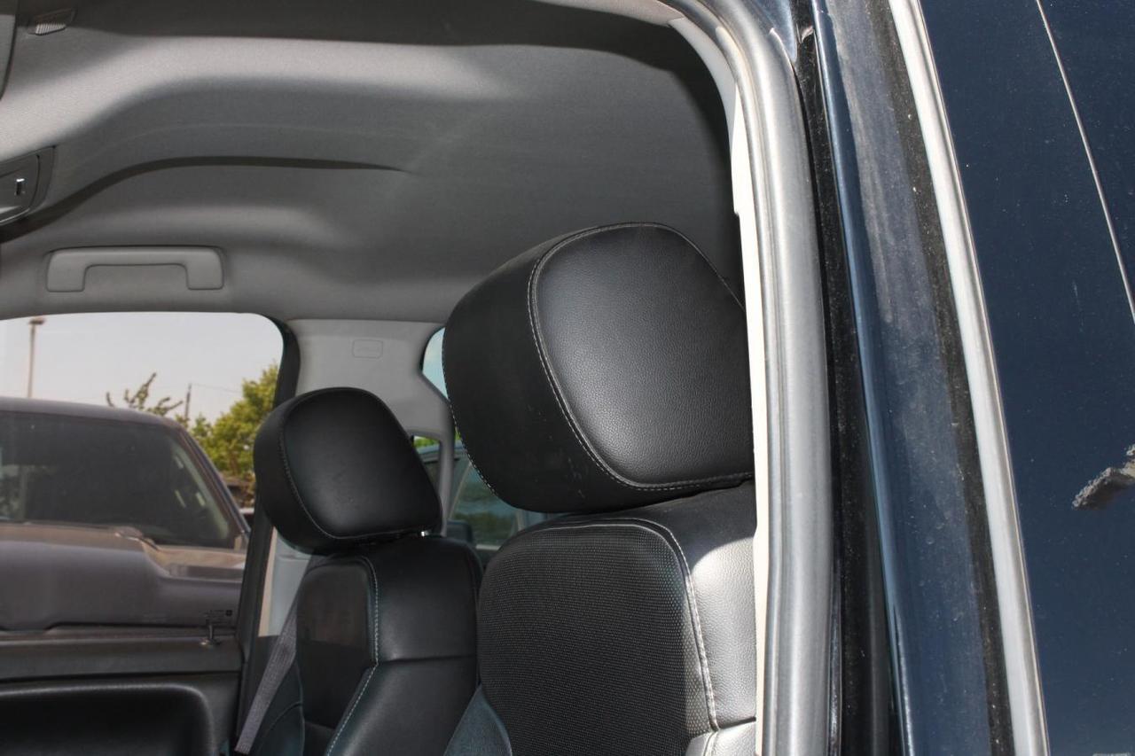 2014 GMC Sierra K1500 SLT  SiriusXM BedCover SideSteps BkpCam Photo