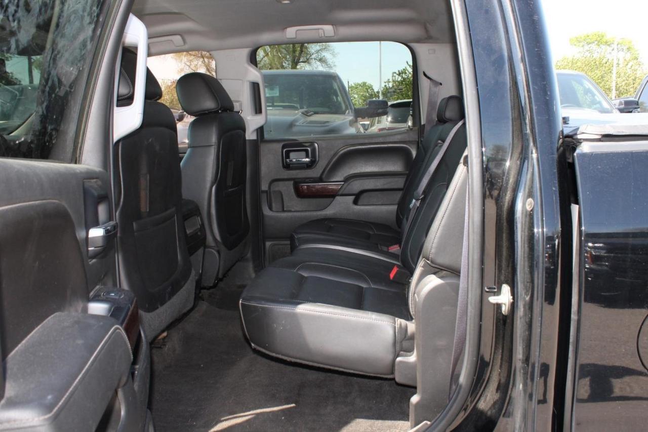 2014 GMC Sierra K1500 SLT  SiriusXM BedCover SideSteps BkpCam Photo