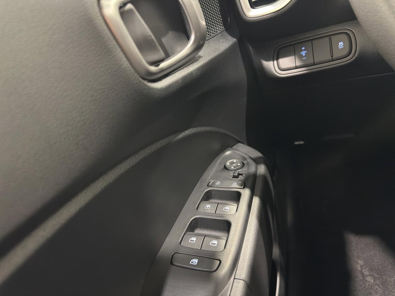 2026 Hyundai Venue Essential Photo