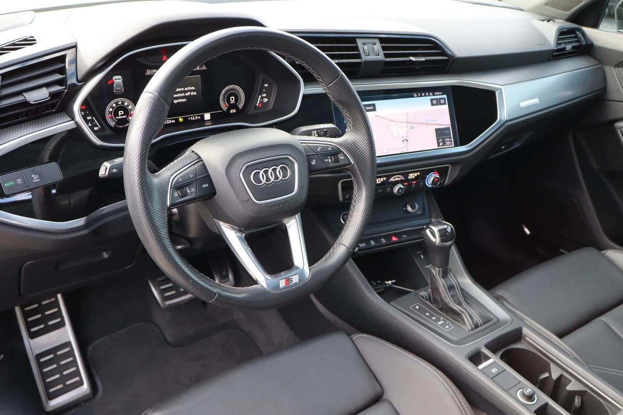 2022 Audi Q3 Technik Photo