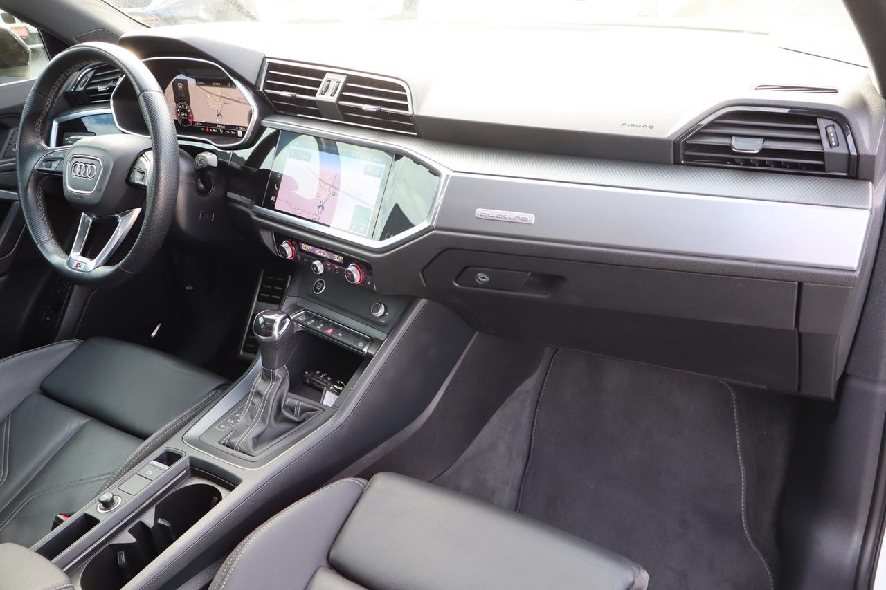 2022 Audi Q3 Technik Photo