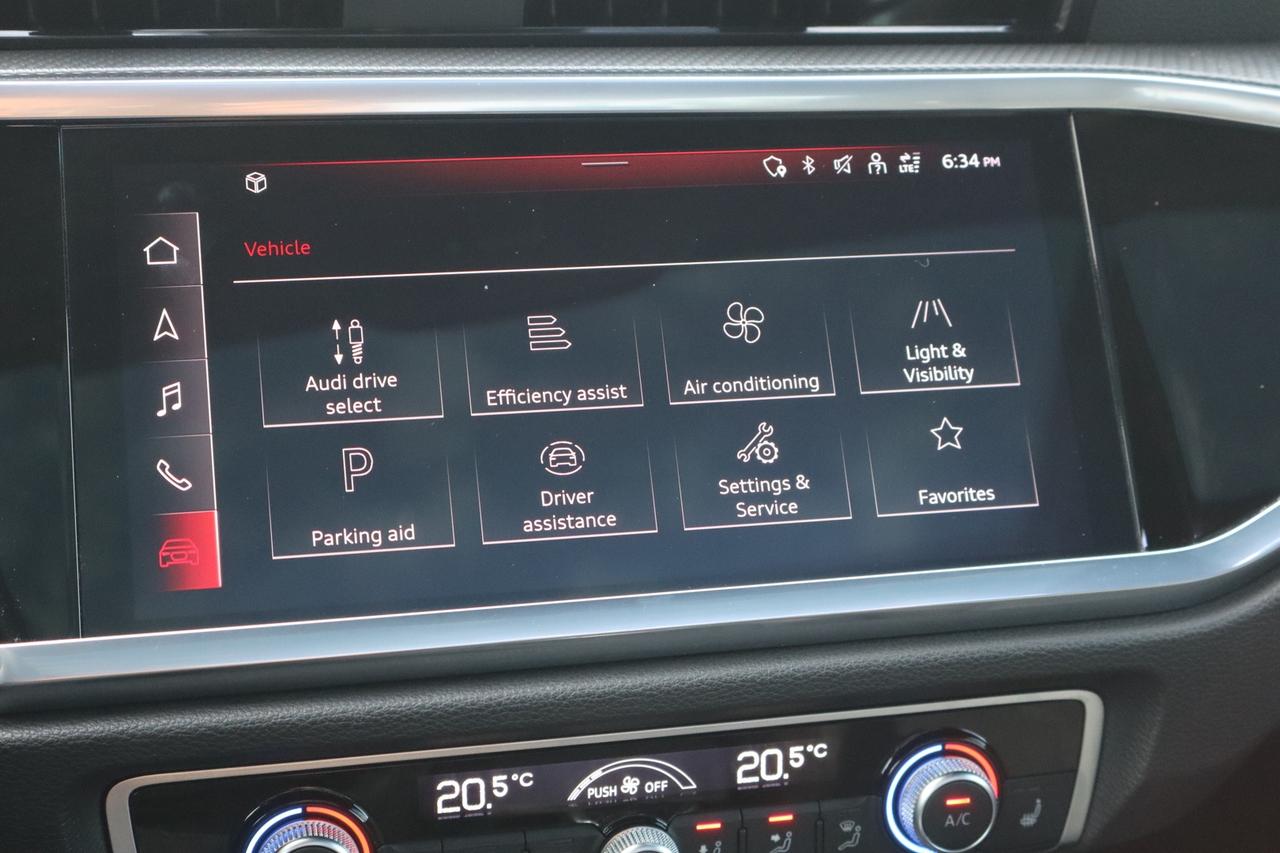 2022 Audi Q3 Technik Photo