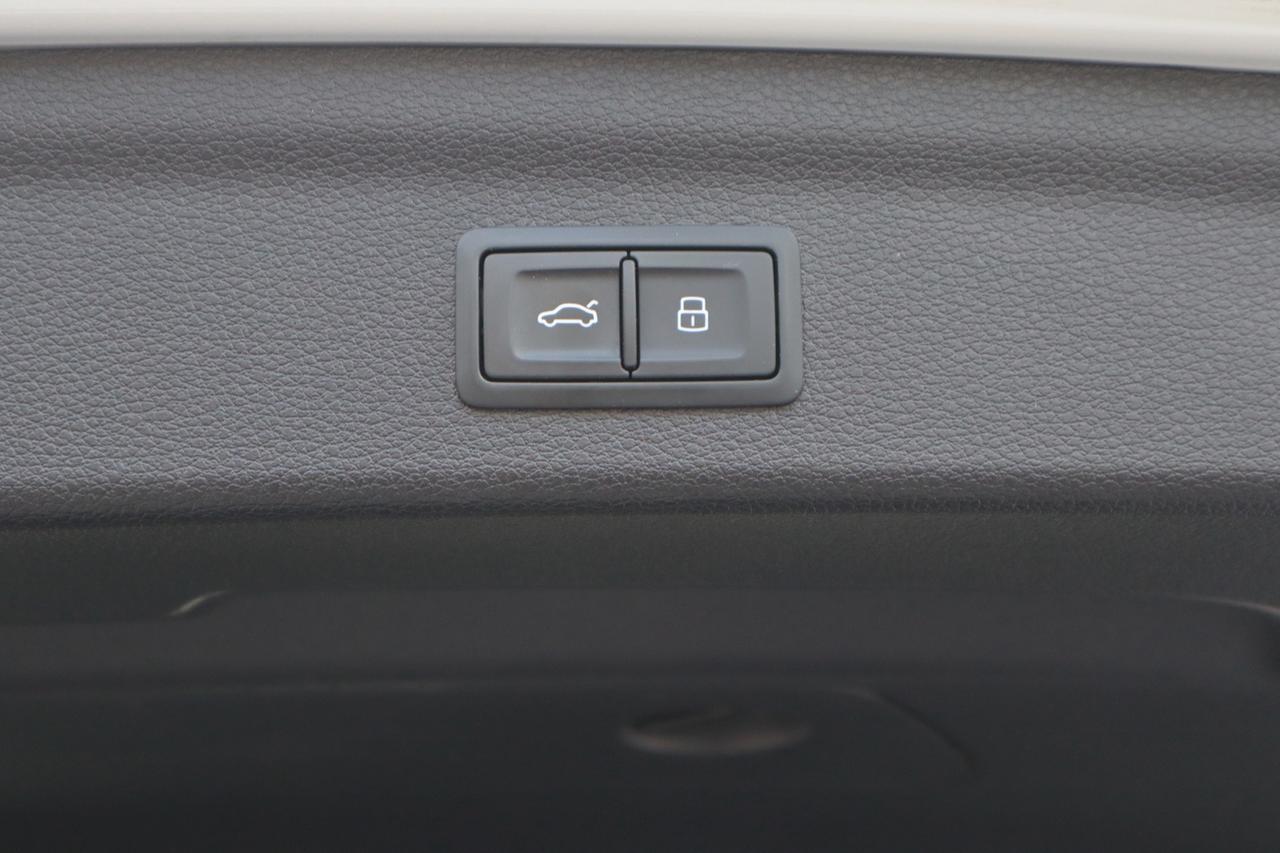 2022 Audi Q3 Technik Photo