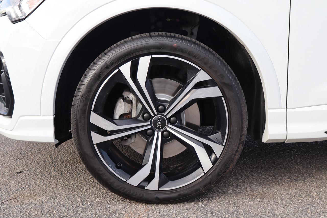 2022 Audi Q3 Technik Photo
