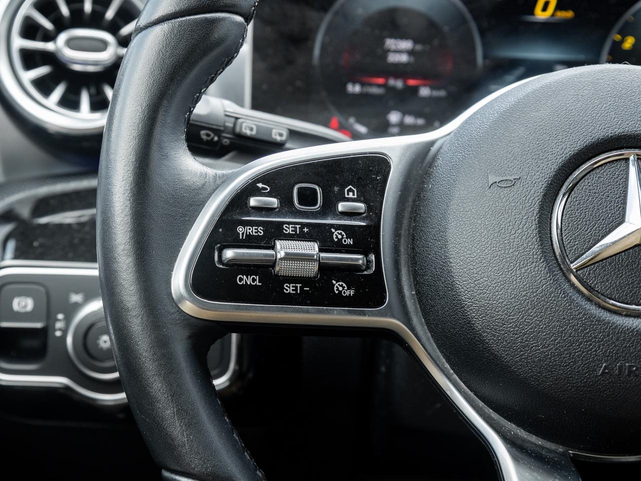 2019 Mercedes-Benz A-Class A 250 4MATIC AMG Line -Pano Roof-Navi-Sport Seats- Photo