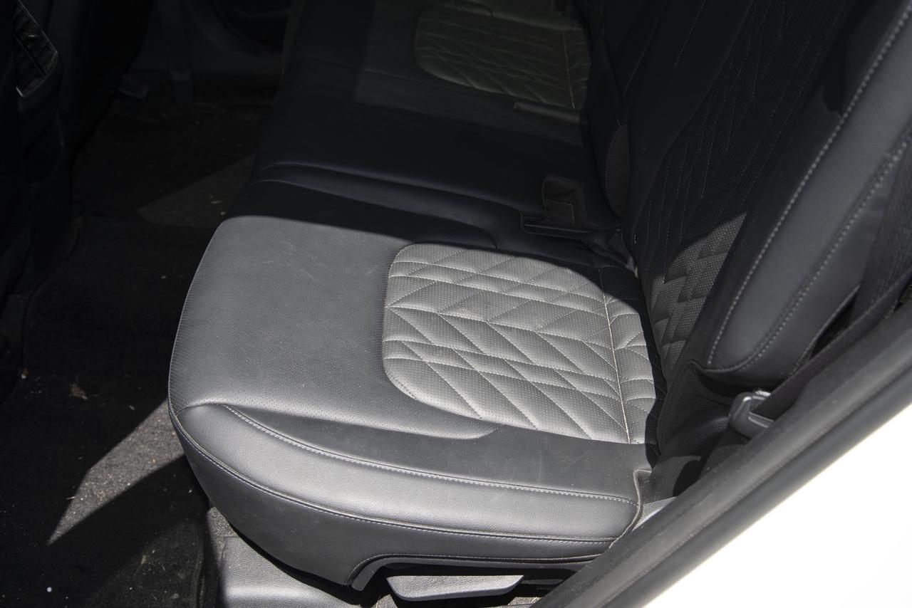 2023 Kia Sportage X-Line Limited AWD w-Black Interior Photo