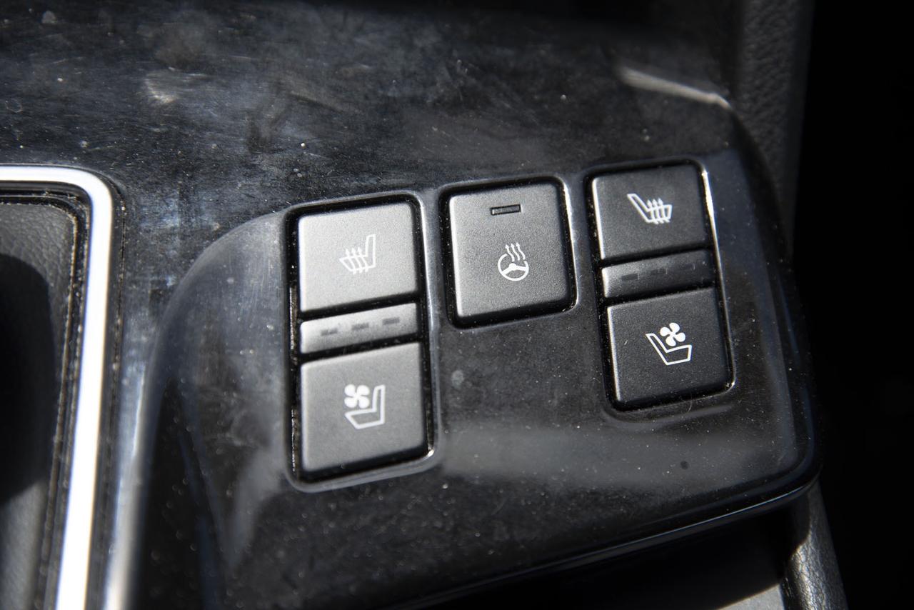 2023 Kia Sportage X-Line Limited AWD w-Black Interior Photo