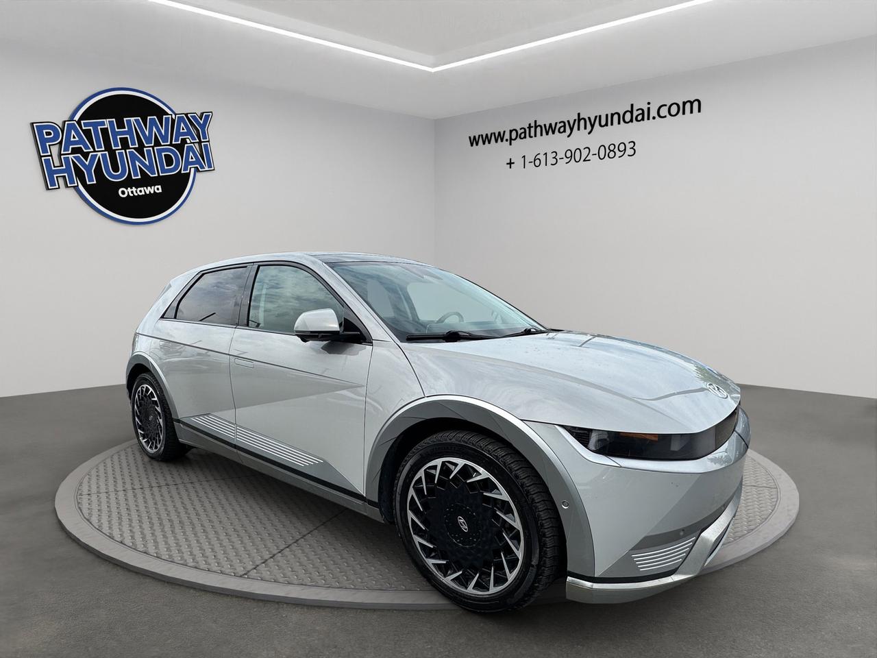 2024 Hyundai IONIQ 5 Preferred | Reverse Cam | Heated Seats Photo