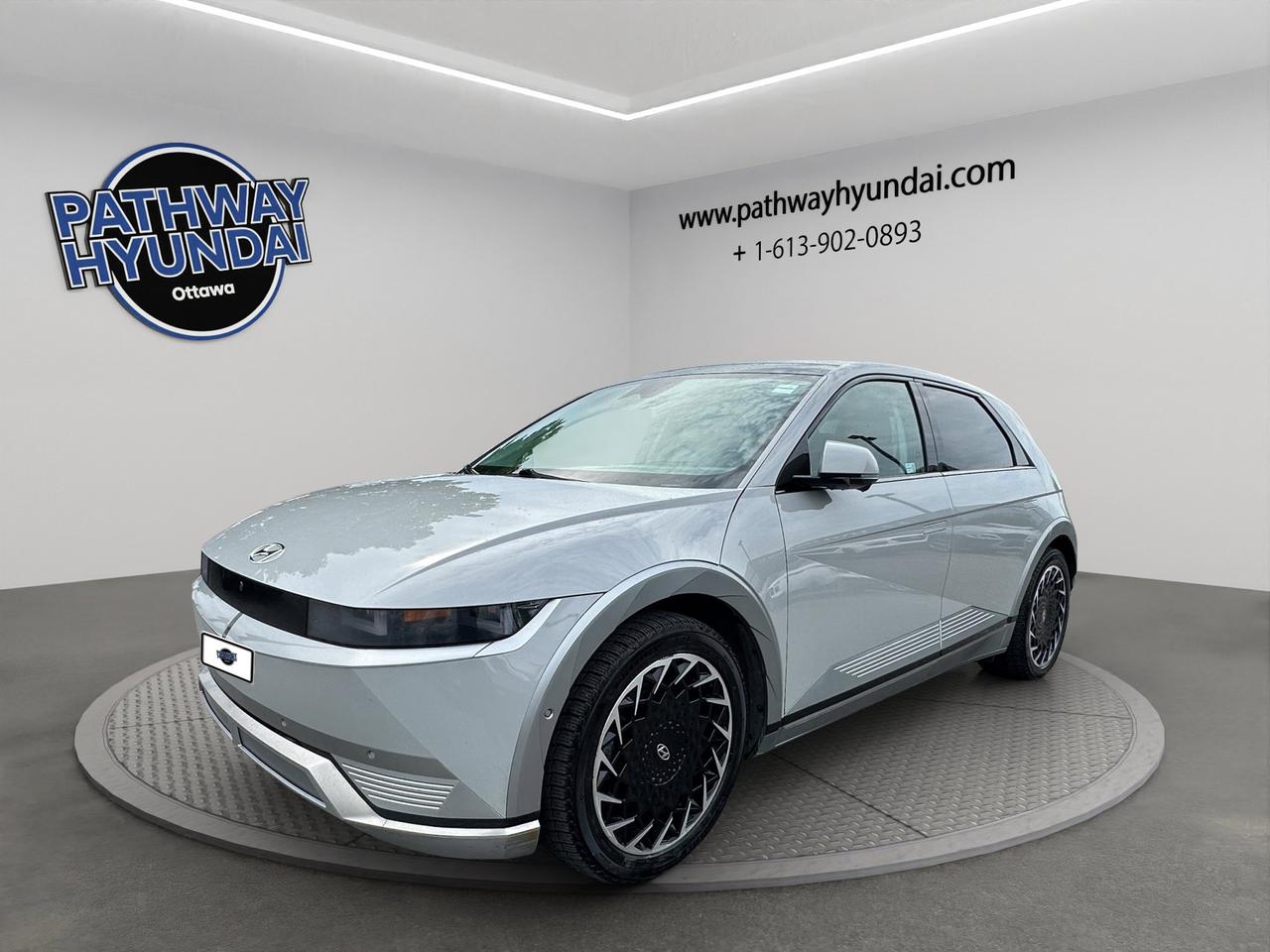 2024 Hyundai IONIQ 5 Preferred | Reverse Cam | Heated Seats Photo