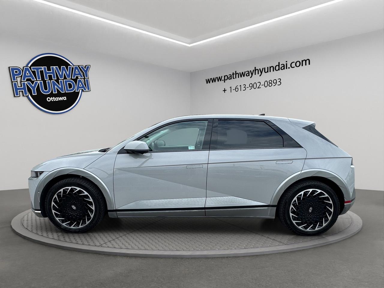 2024 Hyundai IONIQ 5 Preferred | Reverse Cam | Heated Seats Photo