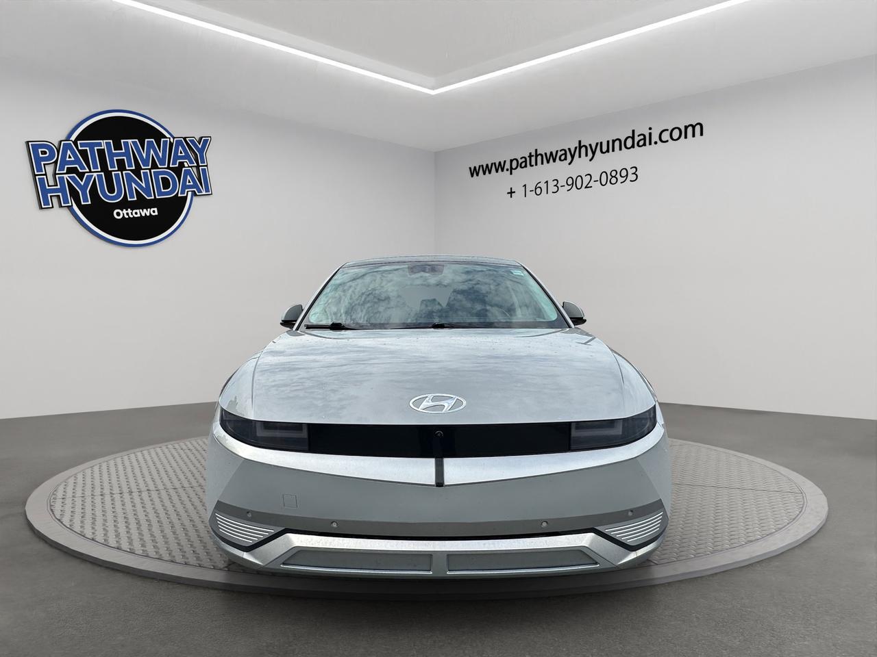 2024 Hyundai IONIQ 5 Preferred | Reverse Cam | Heated Seats Photo
