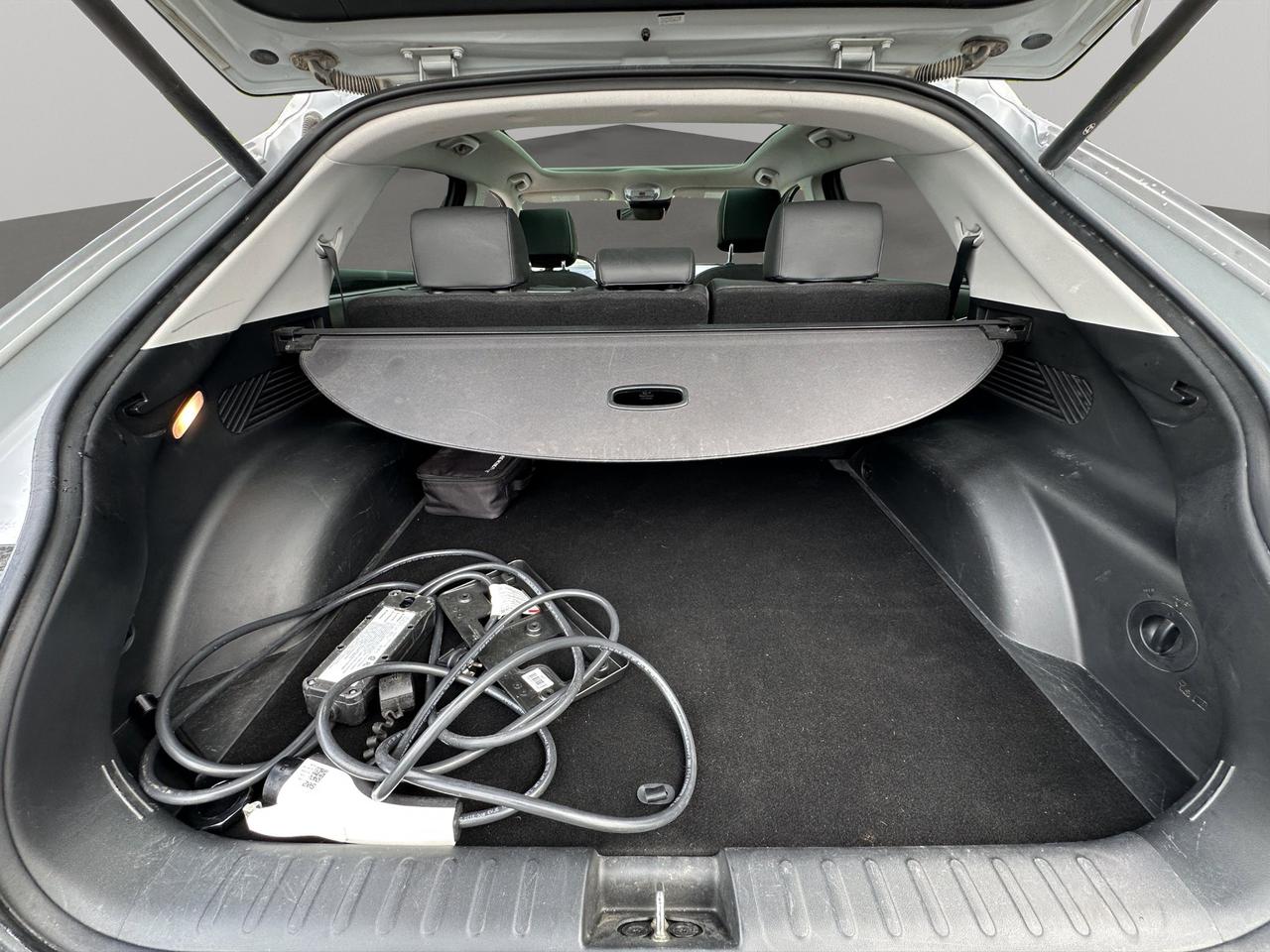 2024 Hyundai IONIQ 5 Preferred | Reverse Cam | Heated Seats Photo