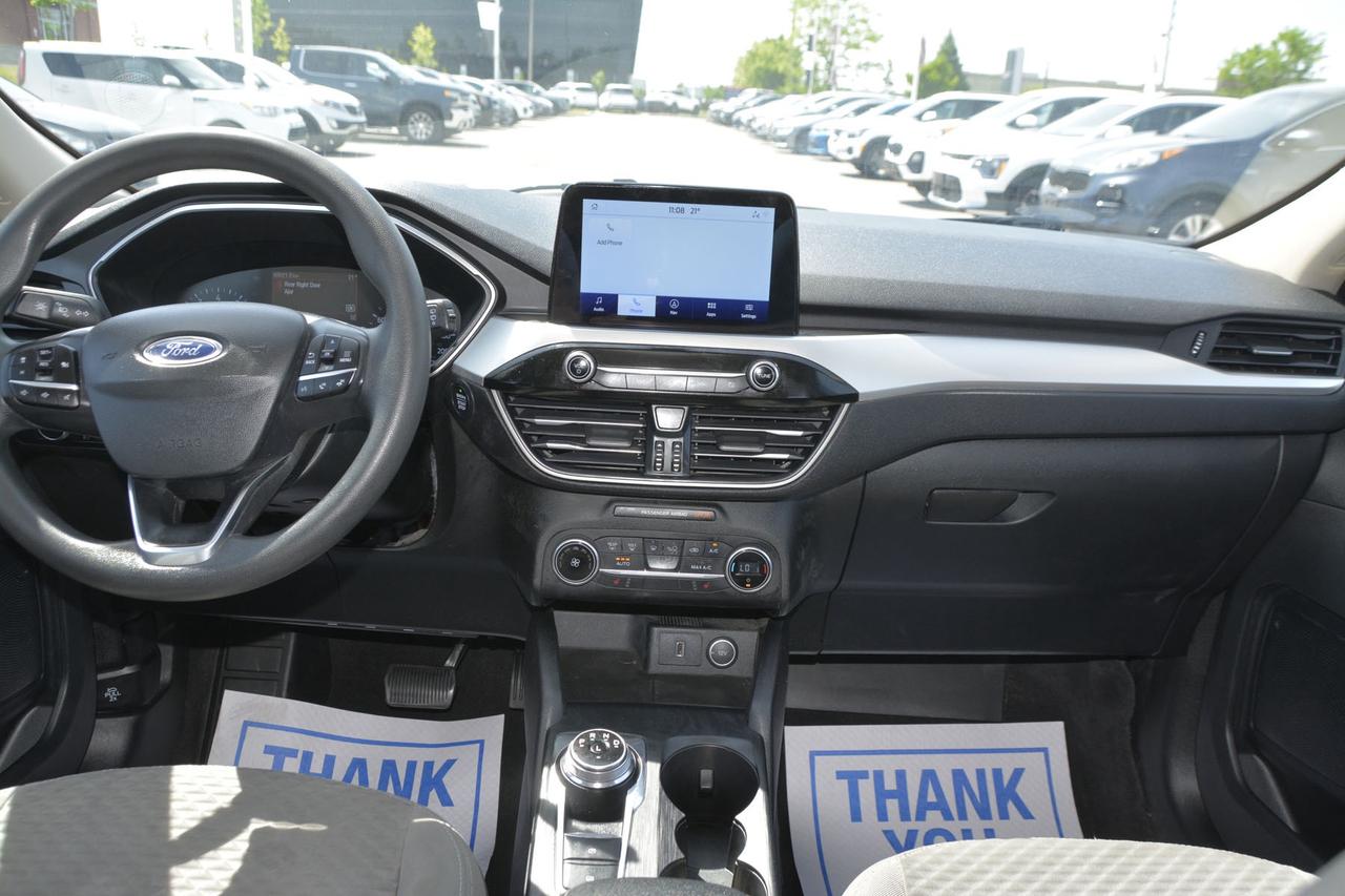 2020 Ford Escape SE Photo