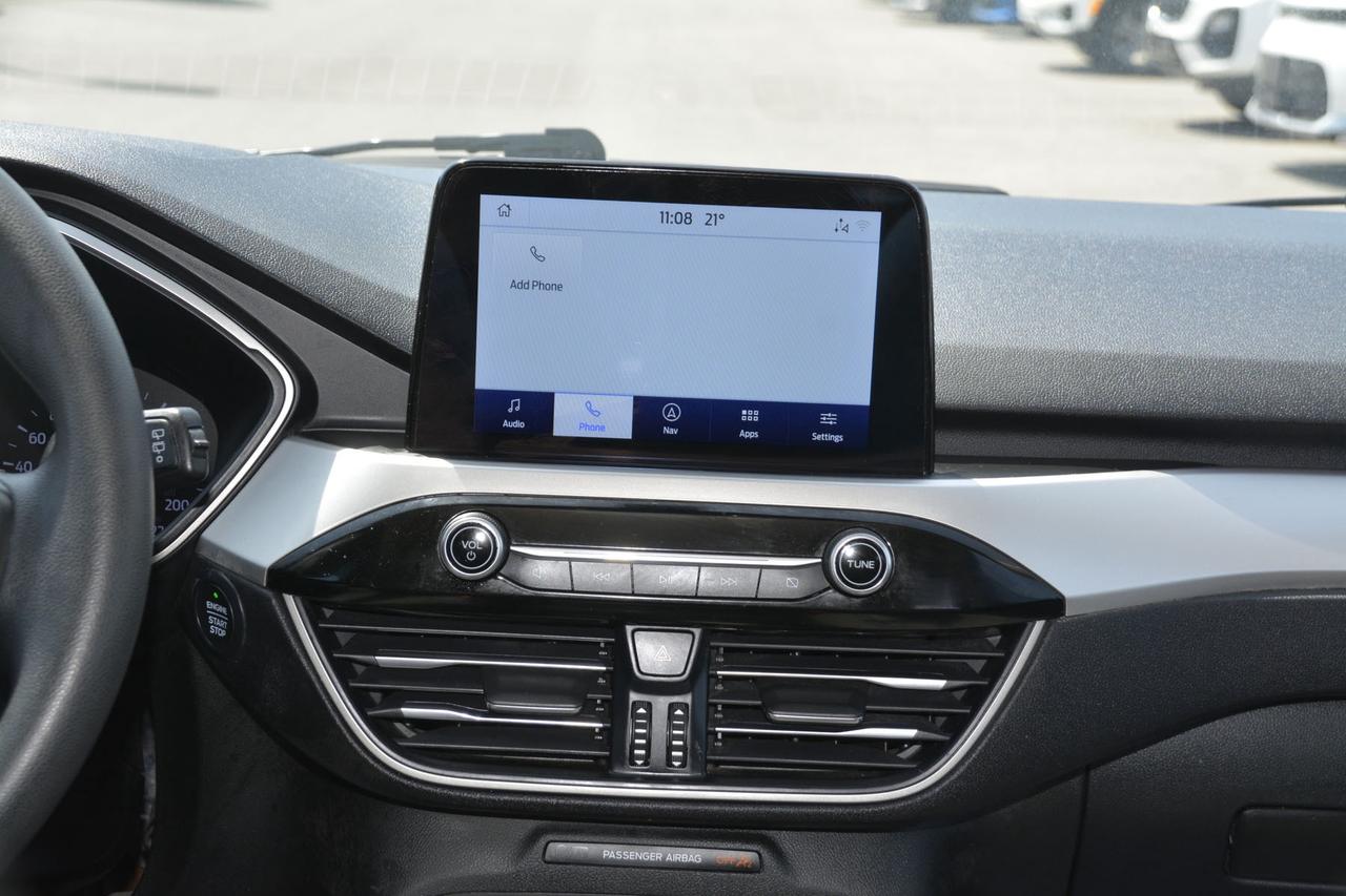 2020 Ford Escape SE Photo