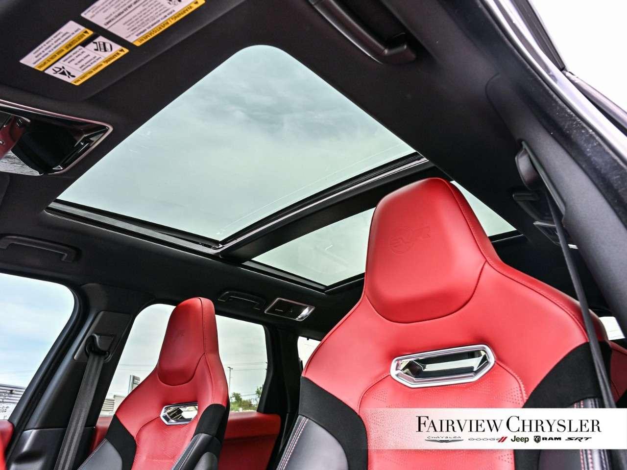 2019 Land Rover Range Rover Sport V8 Supercharged SVR PANOROOF   RED LEATHER   MERIDIAN SOUND   22 RIMS Photo