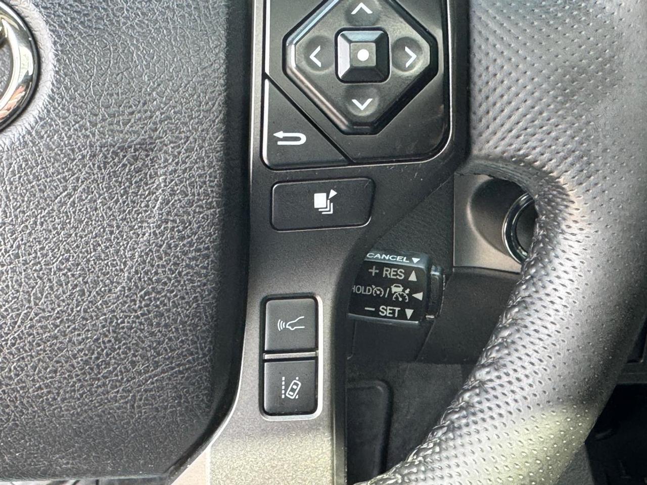 2021 Toyota Tacoma TRD Off Road Premium/Leather/Sunroof Photo