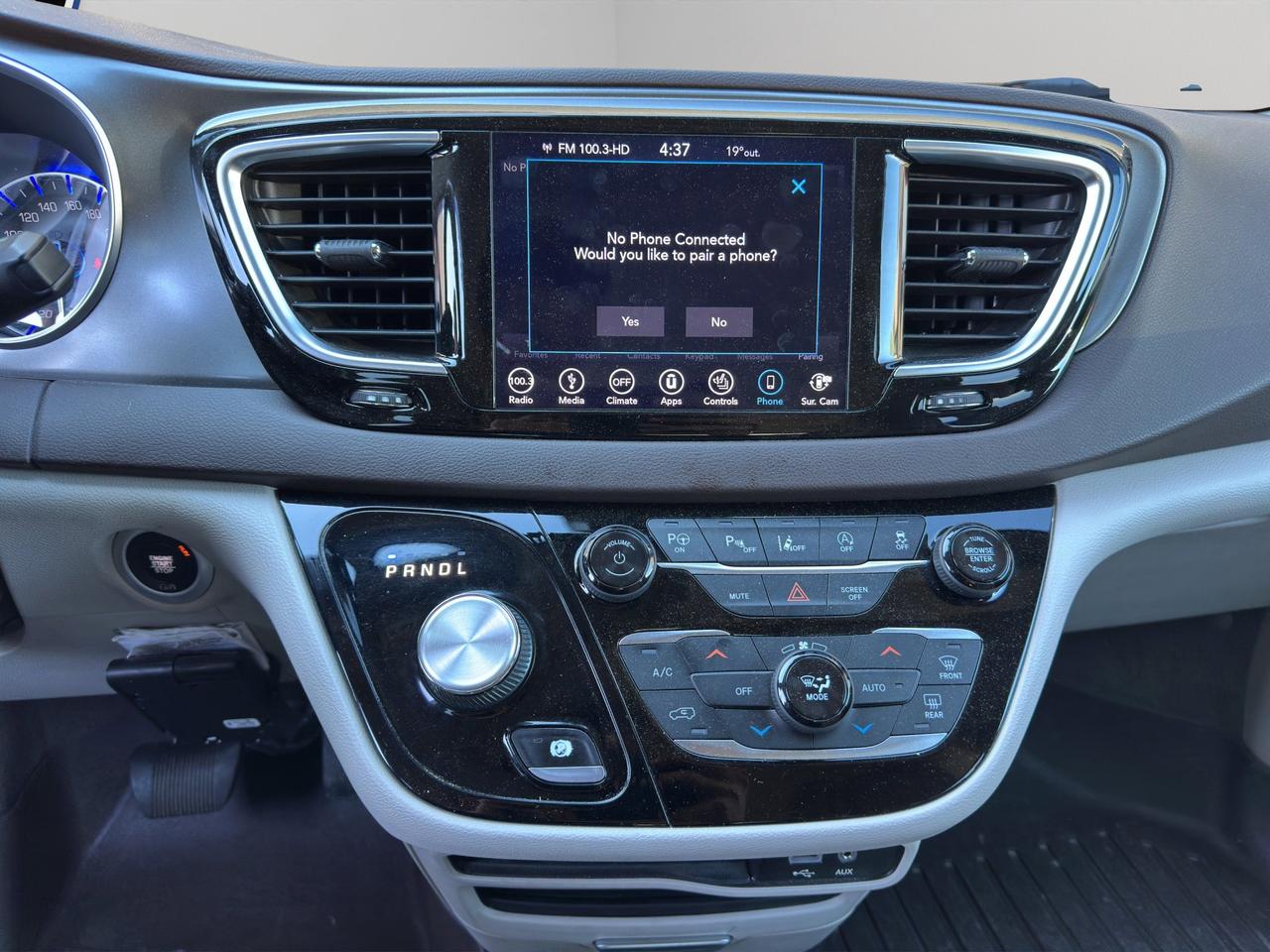 2019 Chrysler Pacifica Touring-L Plus Photo