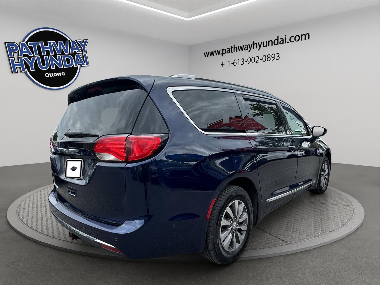 2019 Chrysler Pacifica Touring-L Plus Photo