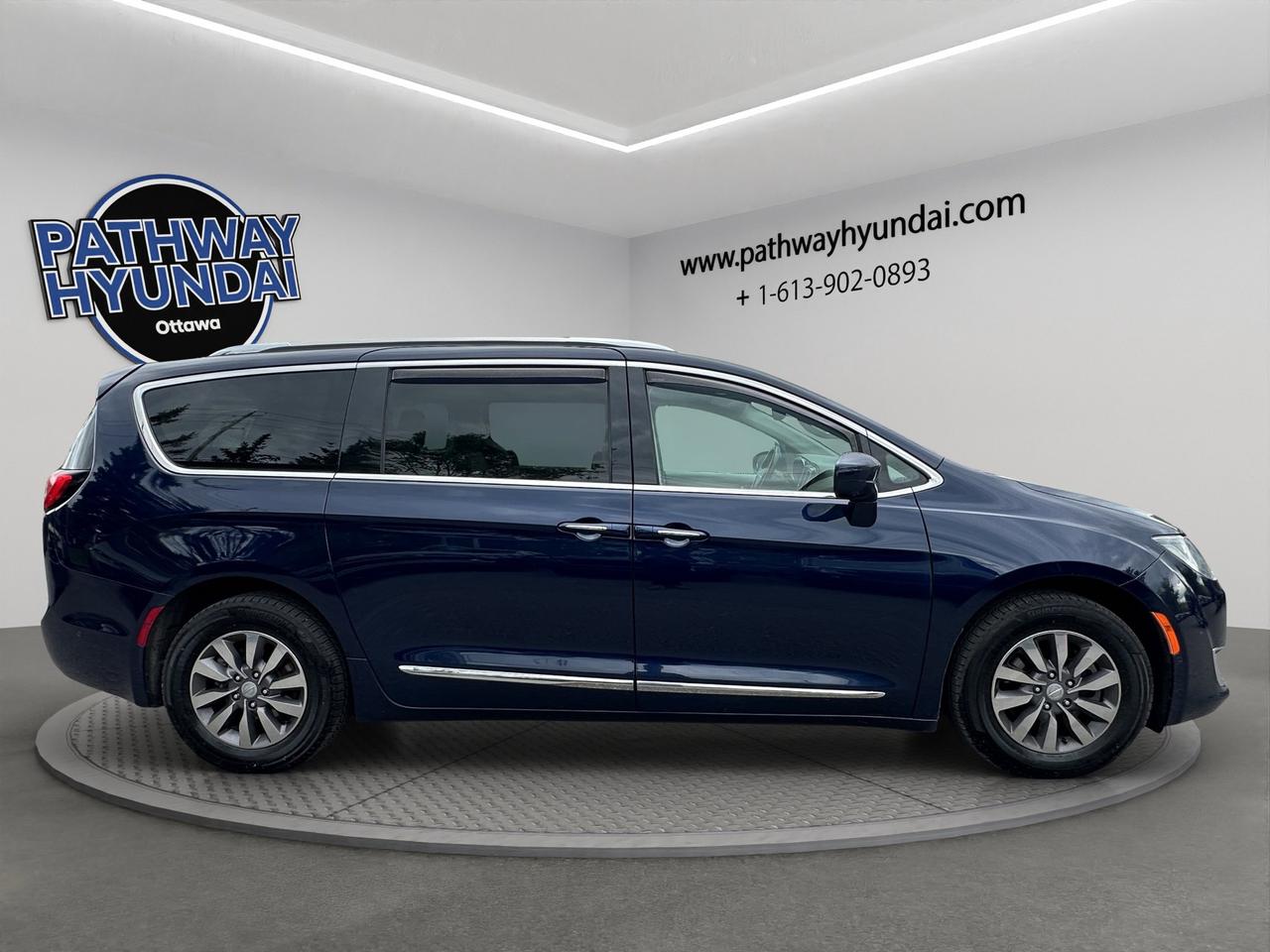2019 Chrysler Pacifica Touring-L Plus Photo