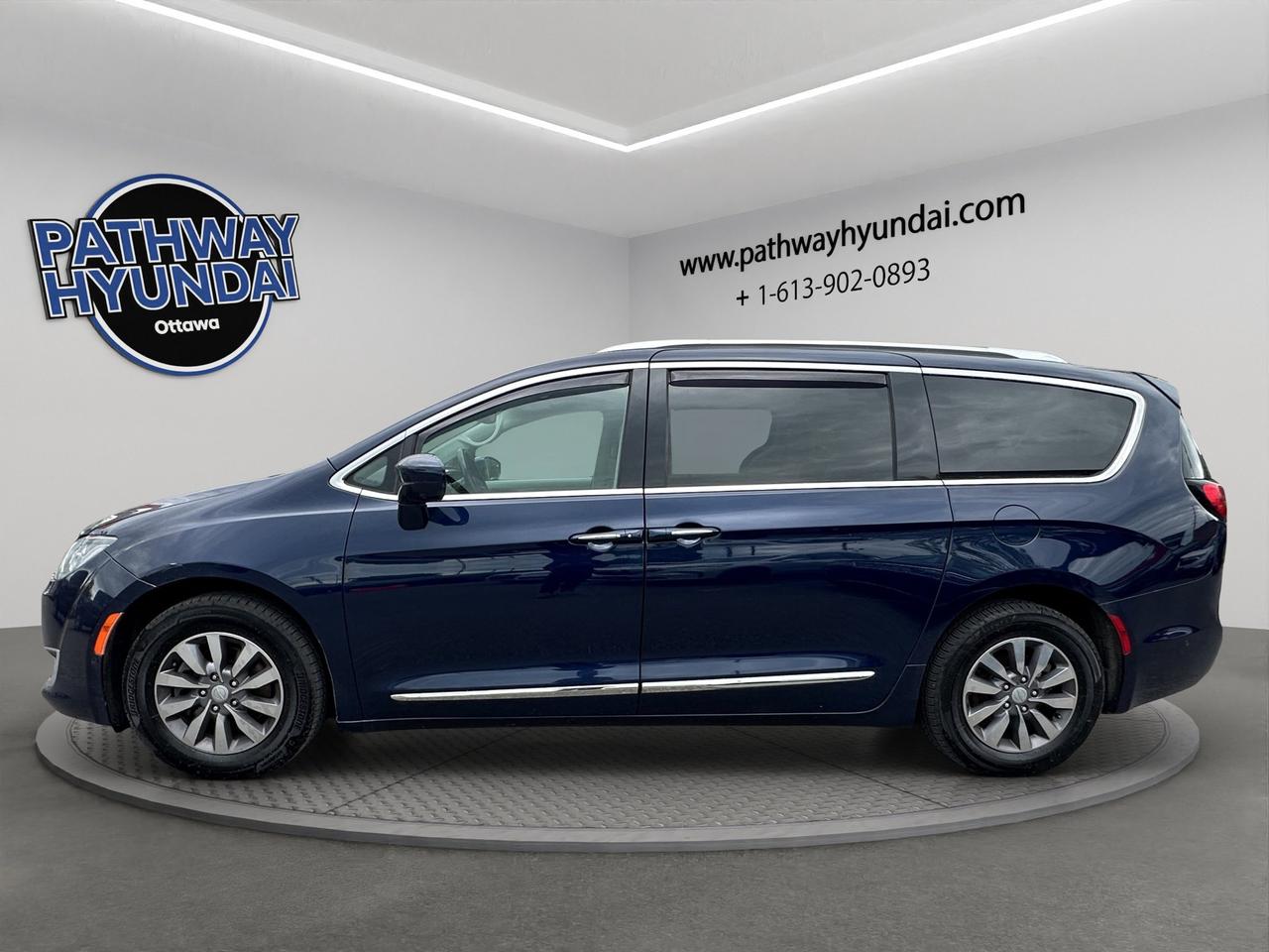 2019 Chrysler Pacifica Touring-L Plus Photo