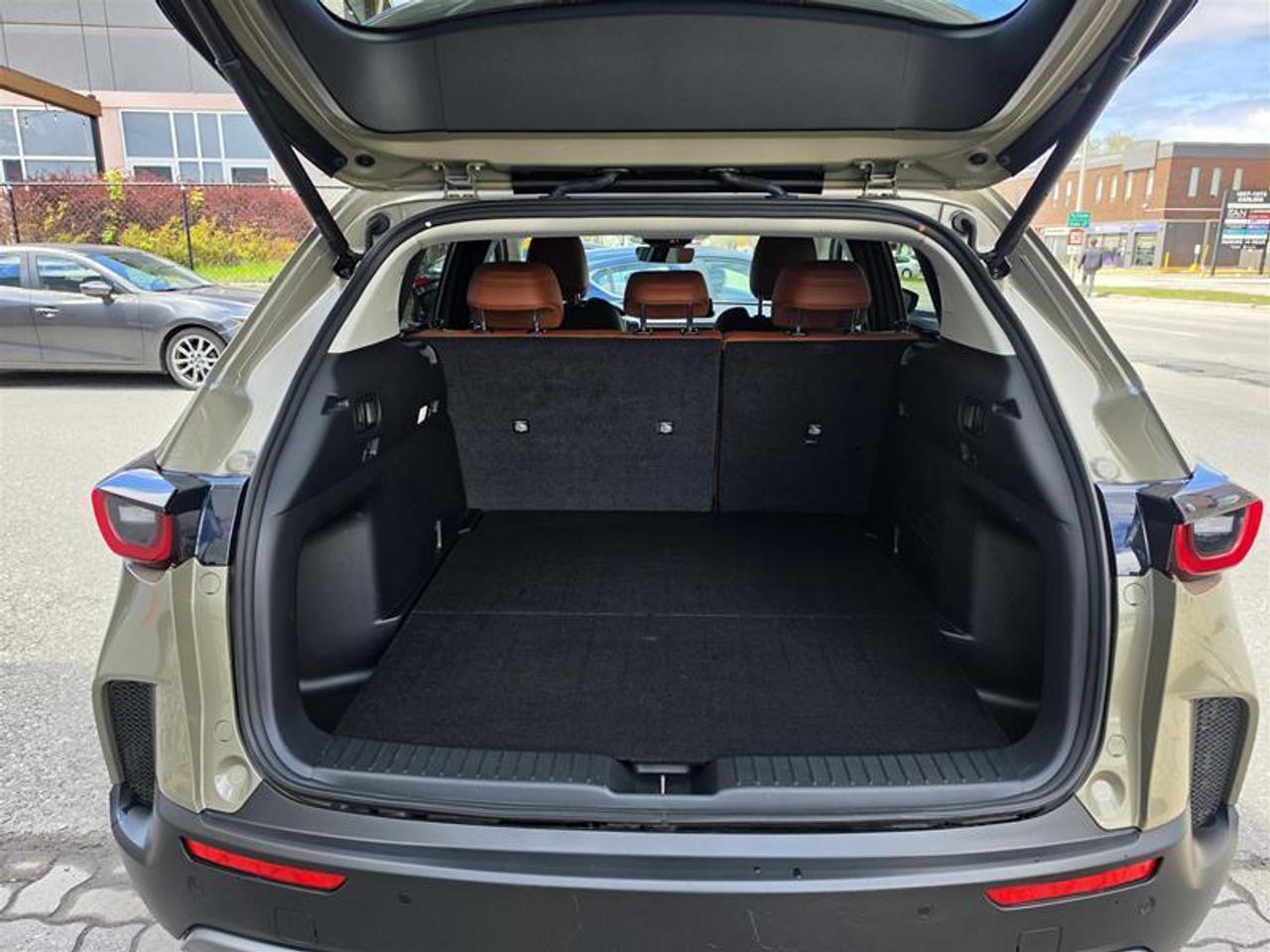 2023 Mazda CX-50  Photo